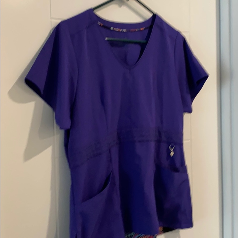 Vera Bradley Scrub Top